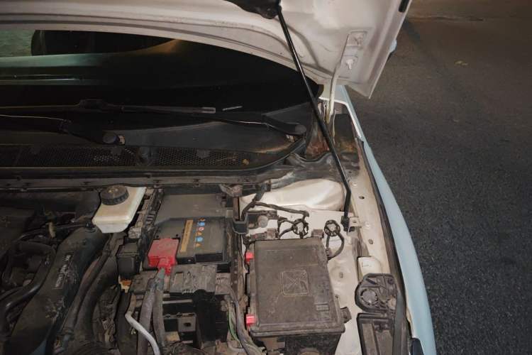 Used Peugeot 408 2016 1.6T Automatic Luxury Edition Engine Bay Left
