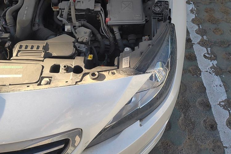 Used Peugeot 408 2016 1.6T Automatic Luxury Edition Engine Bay Left