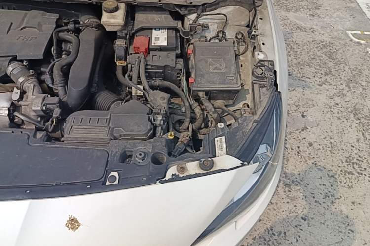 Used Peugeot 408 2016 1.6T Automatic Luxury Edition Engine Bay Left