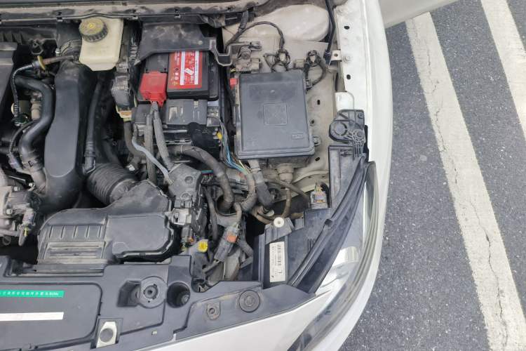 Used Peugeot 408 2016 1.6T Automatic Luxury Edition Engine Bay Left