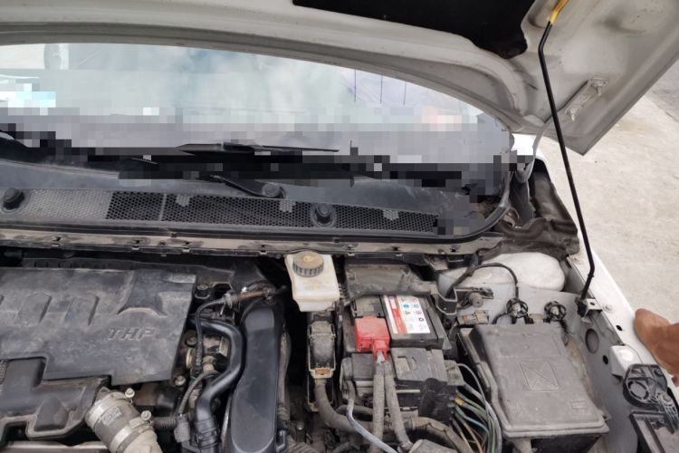 Used Peugeot 408 2016 1.6T Automatic Luxury Edition Engine Bay Left