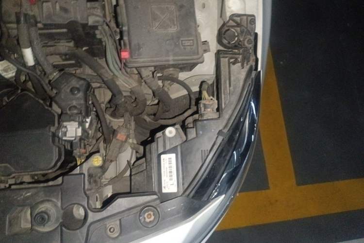 Used Peugeot 408 2016 1.6T Automatic Luxury Edition Engine Bay Left