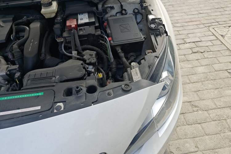 Used Peugeot 408 2016 1.6T Automatic Luxury Edition Engine Bay Left