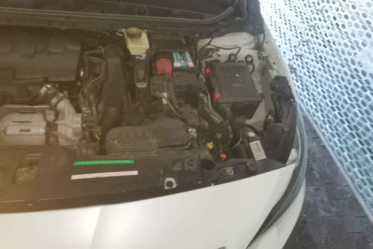 Used Peugeot 408 2016 1.6T Automatic Luxury Edition Engine Bay Left