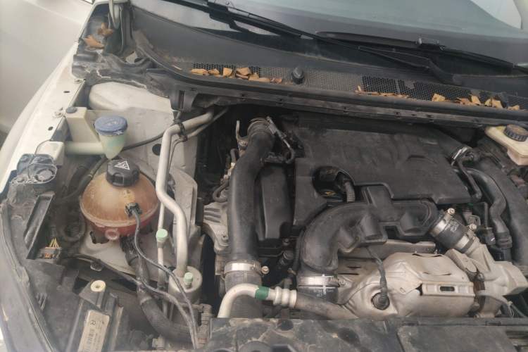 Used Peugeot 408 2016 1.6T Automatic Luxury Edition Engine Bay Right