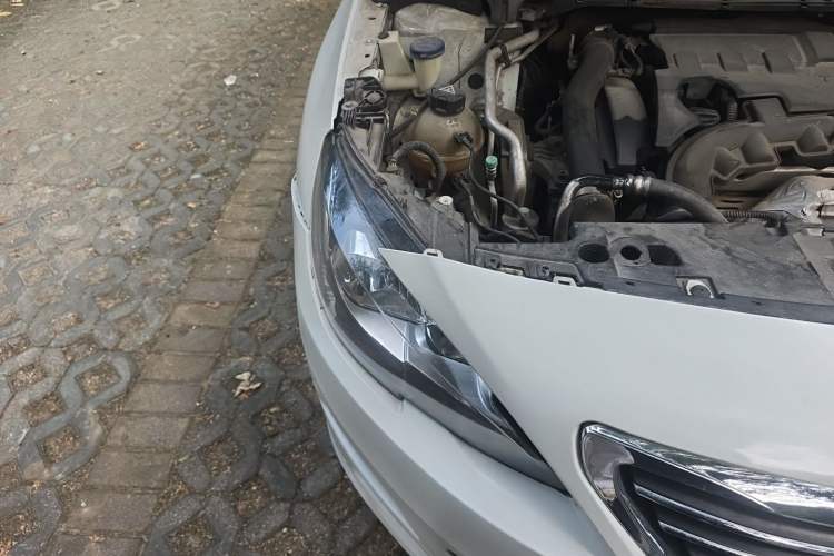 Used Peugeot 408 2016 1.6T Automatic Luxury Edition Engine Bay Right
