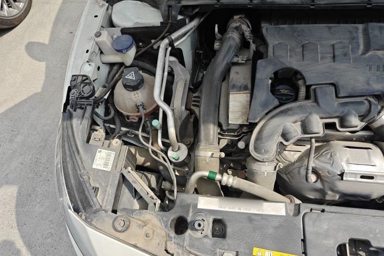 Used Peugeot 408 2016 1.6T Automatic Luxury Edition Engine Bay Right