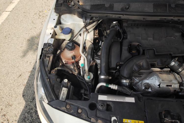Used Peugeot 408 2016 1.6T Automatic Luxury Edition Engine Bay Right