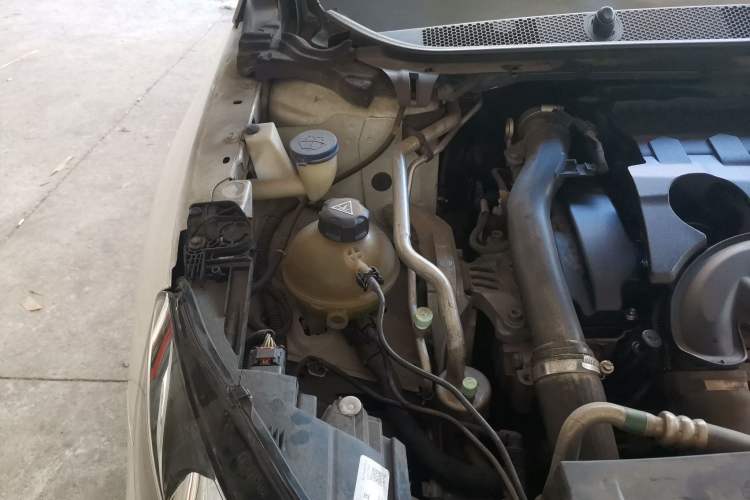 Used Peugeot 408 2016 1.6T Automatic Luxury Edition Engine Bay Right