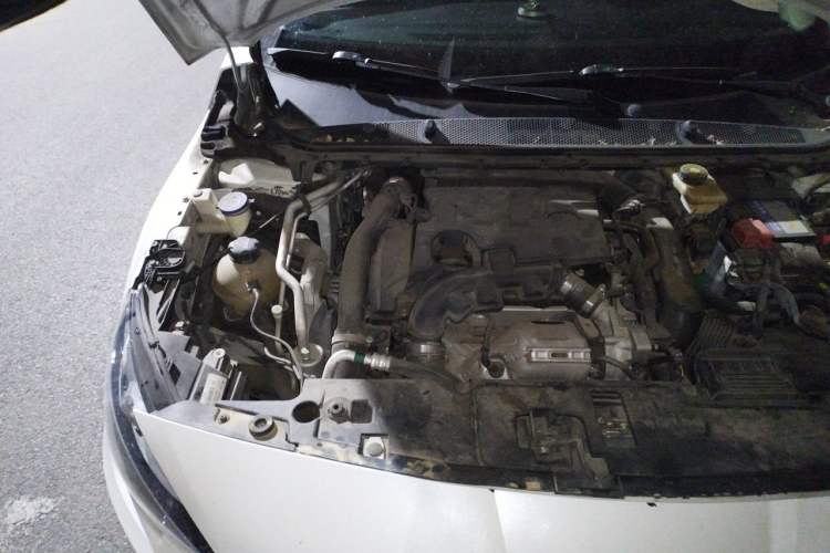 Used Peugeot 408 2016 1.6T Automatic Luxury Edition Engine Bay Right