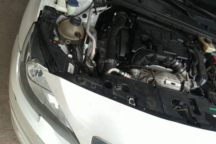 Used Peugeot 408 2016 1.6T Automatic Luxury Edition Engine Bay Right