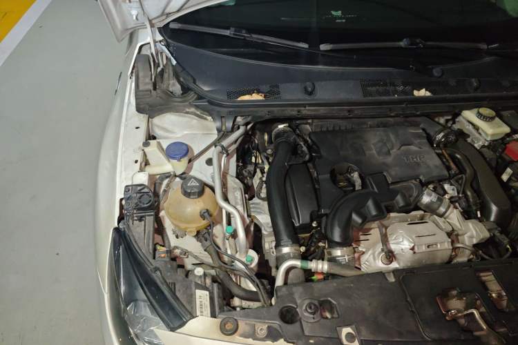 Used Peugeot 408 2016 1.6T Automatic Luxury Edition Engine Bay Right
