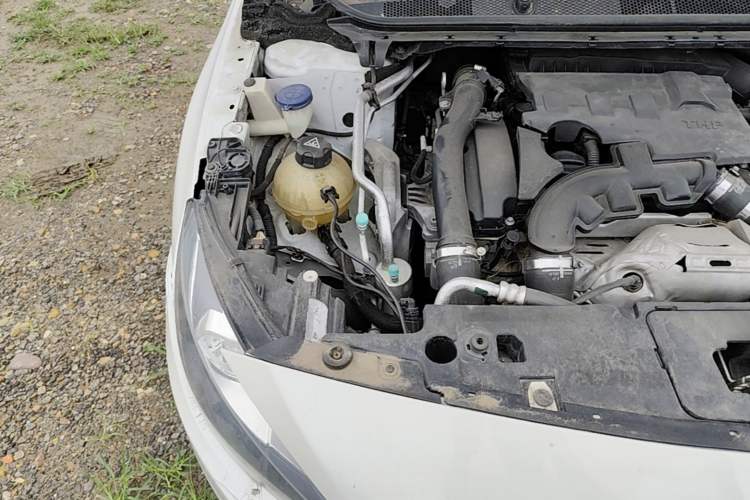 Used Peugeot 408 2016 1.6T Automatic Luxury Edition Engine Bay Right