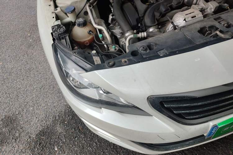 Used Peugeot 408 2016 1.6T Automatic Luxury Edition Engine Bay Right