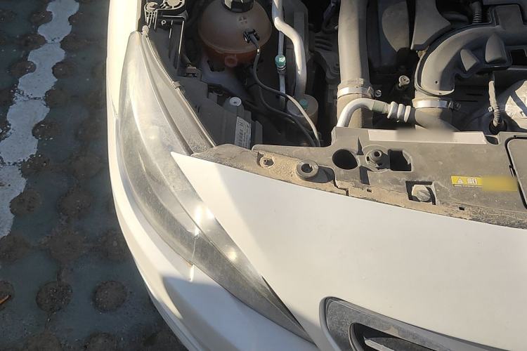 Used Peugeot 408 2016 1.6T Automatic Luxury Edition Engine Bay Right