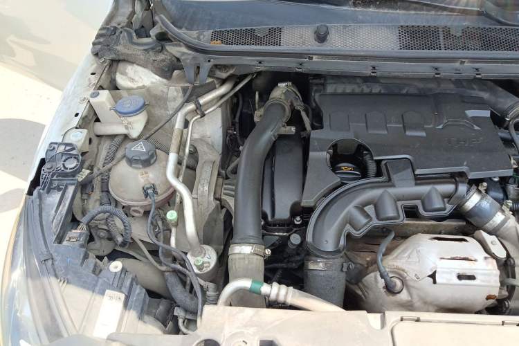 Used Peugeot 408 2016 1.6T Automatic Luxury Edition Engine Bay Right