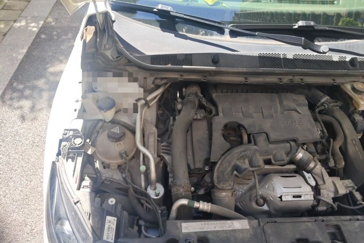 Used Peugeot 408 2016 1.6T Automatic Luxury Edition Engine Bay Right
