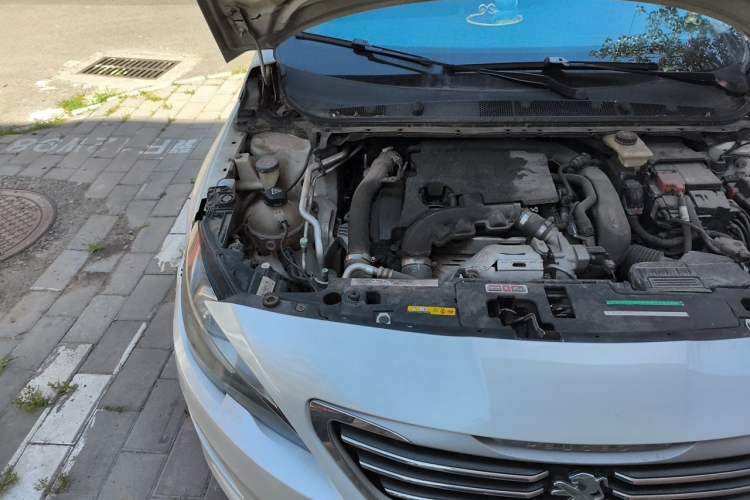 Used Peugeot 408 2016 1.6T Automatic Luxury Edition Engine Bay Right