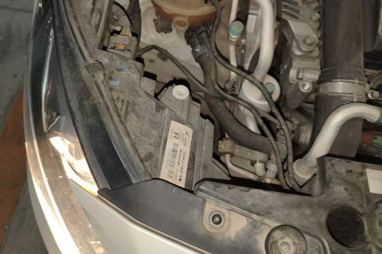 Used Peugeot 408 2016 1.6T Automatic Luxury Edition Engine Bay Right