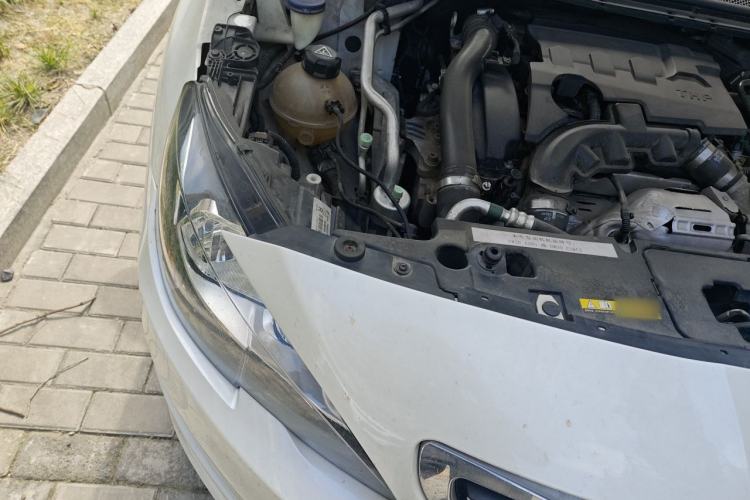 Used Peugeot 408 2016 1.6T Automatic Luxury Edition Engine Bay Right