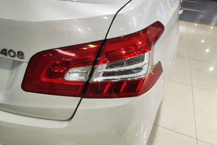 Used Peugeot 408 2016 1.6T Automatic Luxury Edition Exterior 3