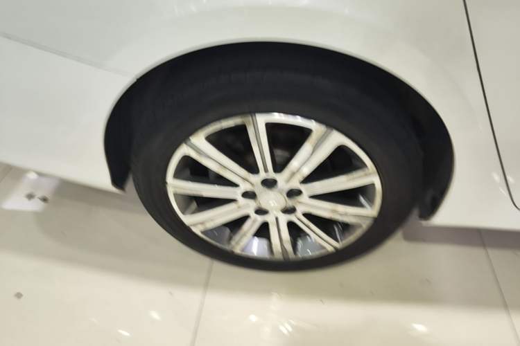Used Peugeot 408 2016 1.6T Automatic Luxury Edition Exterior 5