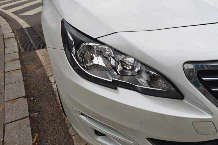 Used Peugeot 408 2016 1.6T Automatic Luxury Edition Exterior 6