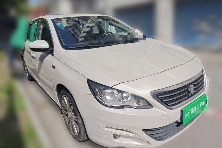 Used Peugeot 408 2016 1.6T Automatic Luxury Edition Front Right 45 Deg
