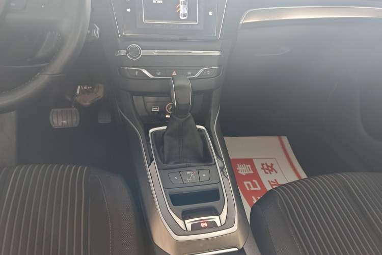 Used Peugeot 408 2016 1.6T Automatic Luxury Edition Gear Lever