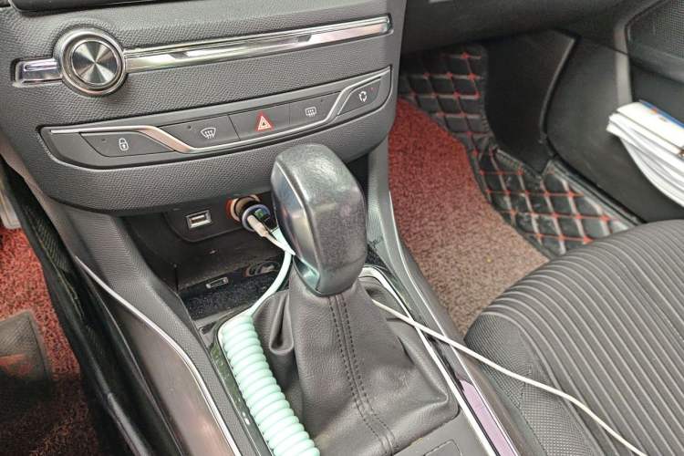 Used Peugeot 408 2016 1.6T Automatic Luxury Edition Gear Lever