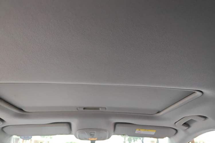 Used Peugeot 408 2016 1.6T Automatic Luxury Edition Headliner