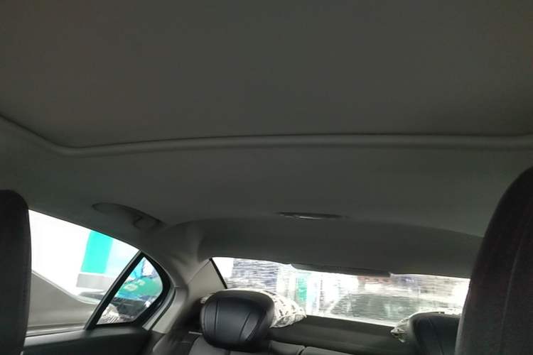Used Peugeot 408 2016 1.6T Automatic Luxury Edition Headliner