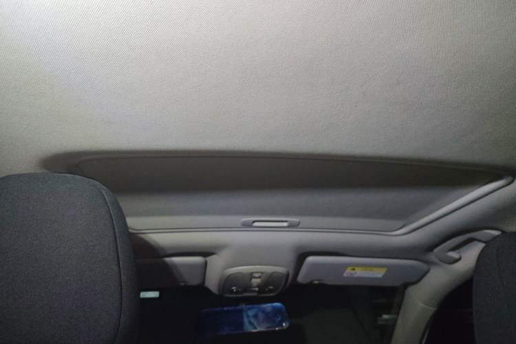 Used Peugeot 408 2016 1.6T Automatic Luxury Edition Headliner