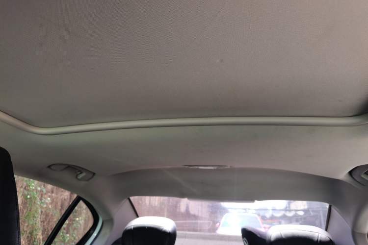 Used Peugeot 408 2016 1.6T Automatic Luxury Edition Headliner