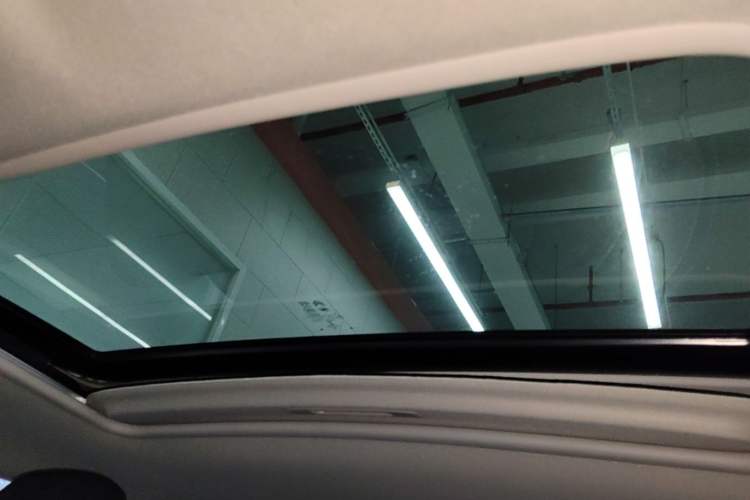 Used Peugeot 408 2016 1.6T Automatic Luxury Edition Headliner