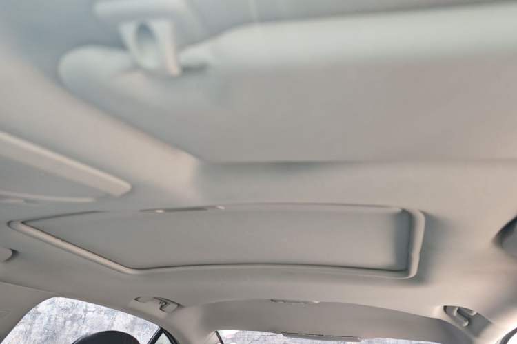 Used Peugeot 408 2016 1.6T Automatic Luxury Edition Headliner