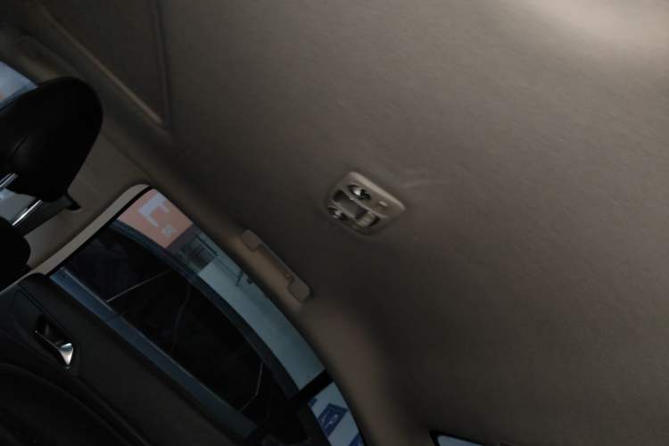 Used Peugeot 408 2016 1.6T Automatic Luxury Edition Headliner