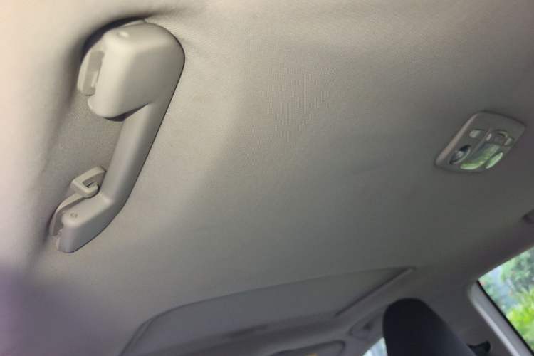 Used Peugeot 408 2016 1.6T Automatic Luxury Edition Headliner