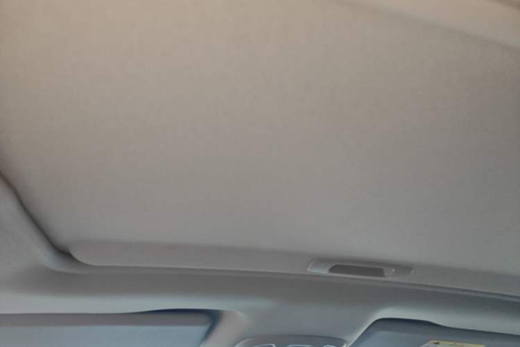 Used Peugeot 408 2016 1.6T Automatic Luxury Edition Headliner