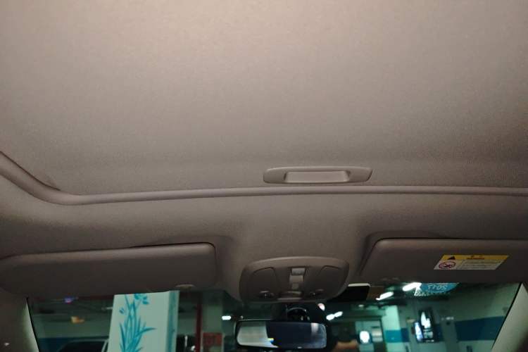 Used Peugeot 408 2016 1.6T Automatic Luxury Edition Headliner