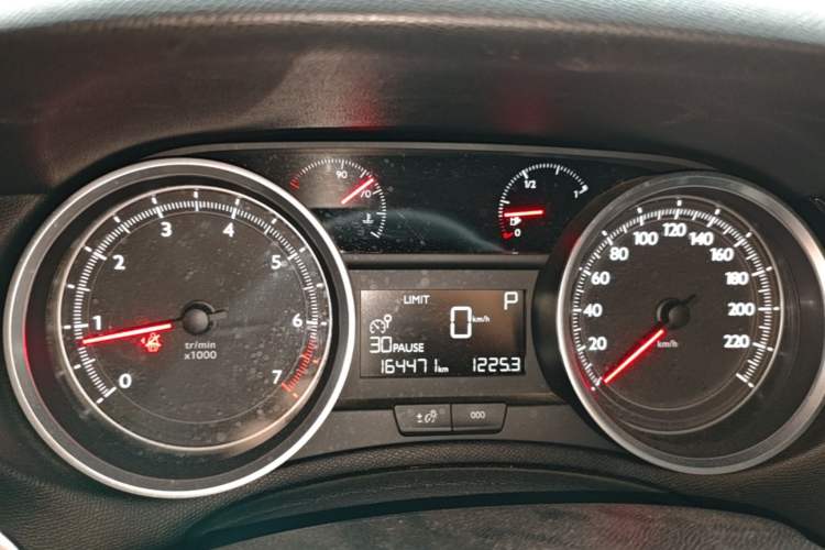 Used Peugeot 408 2016 1.6T Automatic Luxury Edition Instrument Cluster