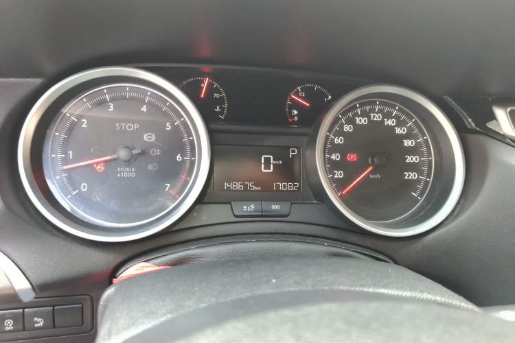 Used Peugeot 408 2016 1.6T Automatic Luxury Edition Instrument Cluster