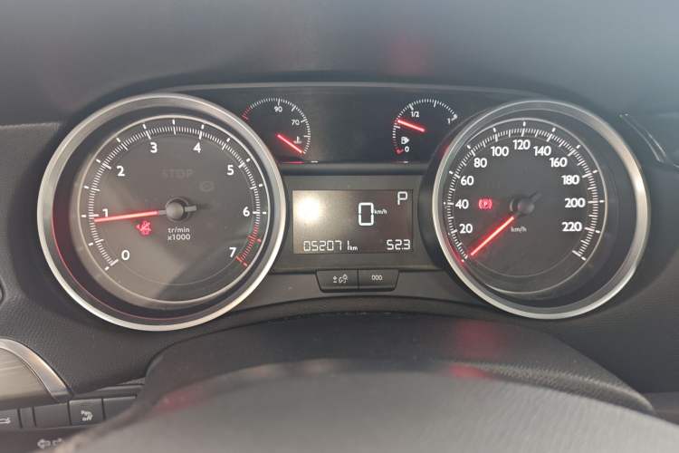Used Peugeot 408 2016 1.6T Automatic Luxury Edition Instrument Cluster
