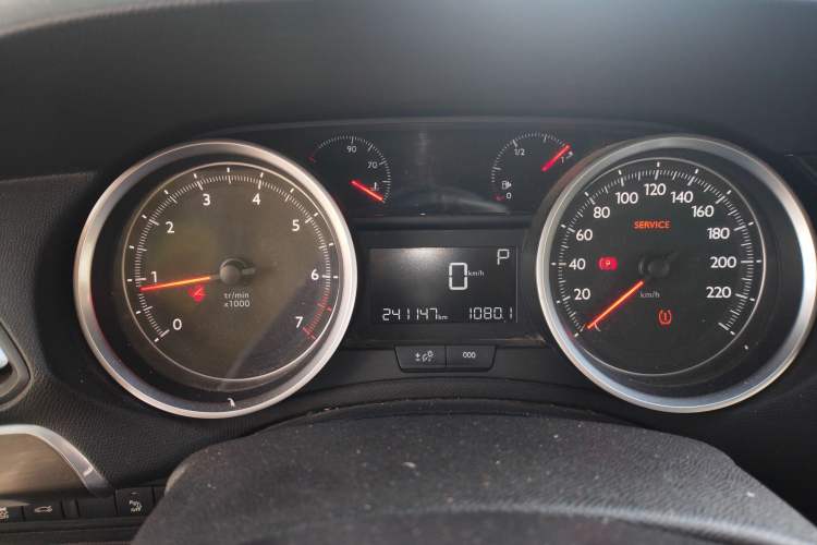 Used Peugeot 408 2016 1.6T Automatic Luxury Edition Instrument Cluster