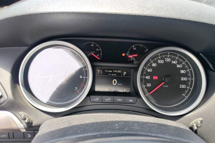Used Peugeot 408 2016 1.6T Automatic Luxury Edition Instrument Cluster