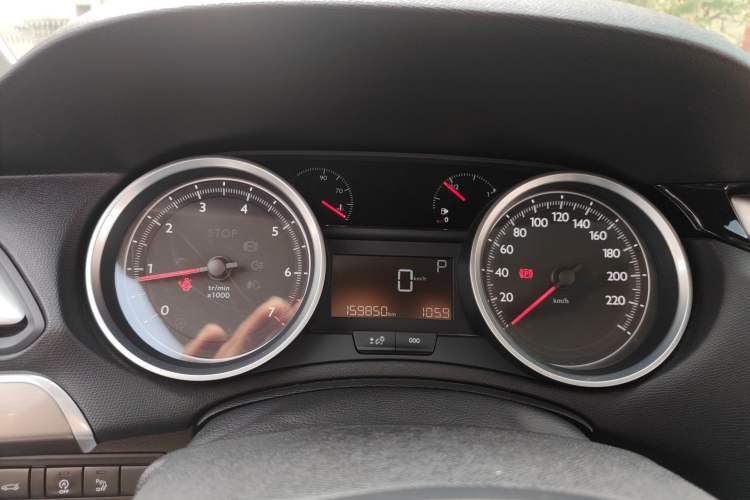Used Peugeot 408 2016 1.6T Automatic Luxury Edition Instrument Cluster