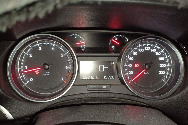 Used Peugeot 408 2016 1.6T Automatic Luxury Edition Instrument Cluster
