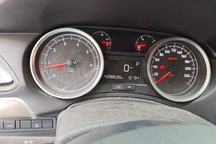 Used Peugeot 408 2016 1.6T Automatic Luxury Edition Instrument Cluster