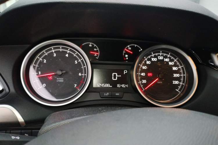 Used Peugeot 408 2016 1.6T Automatic Luxury Edition Instrument Cluster