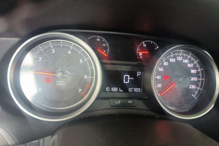 Used Peugeot 408 2016 1.6T Automatic Luxury Edition Instrument Cluster